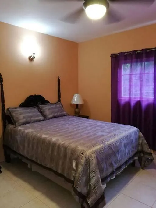 Apartment A Lovely Jamaican Get-Away Kingston